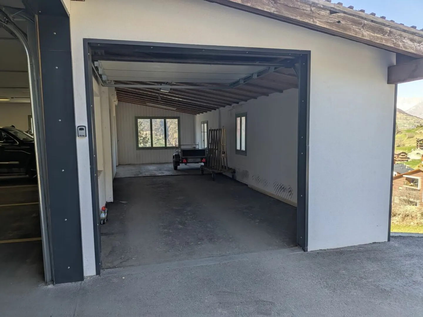 Investire, parcheggiare, immagazzinare - grande doppia garage a Grächen - Foto 2 di 5