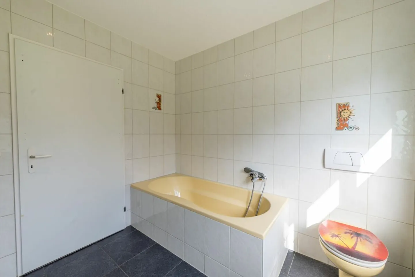 Appartement lumineux de 5,5 pièces avec terrasse et paradis vert privé - Photo 13 sur 13