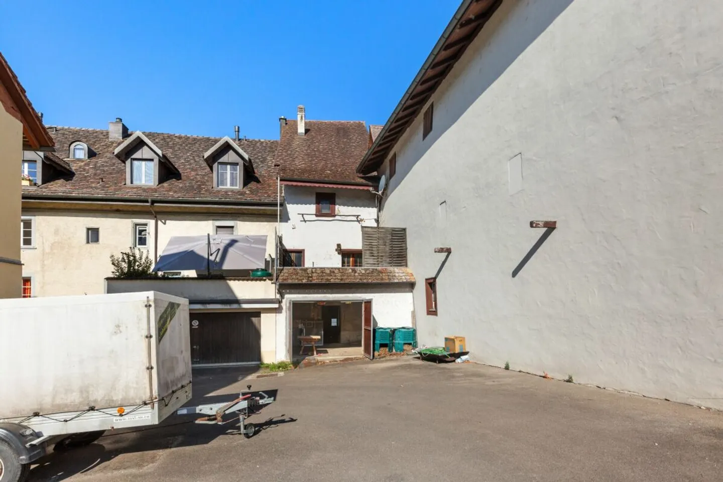 Casa a schiera di 6 stanze da ristrutturare con potenziale di ampliamento - Foto 13 di 13