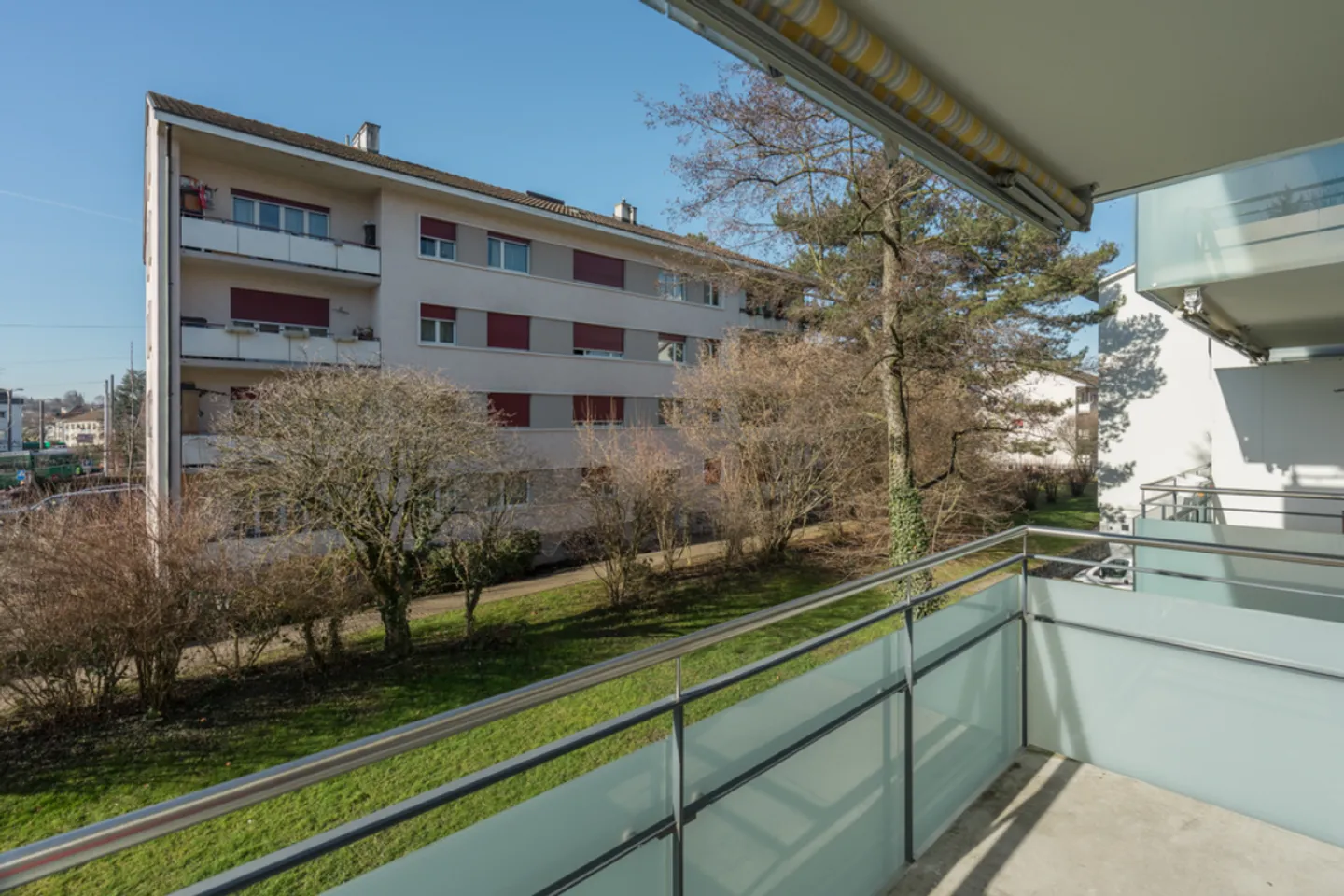 Appartamento accogliente ad Allschwil con lavatrice-asciugatrice propria - Foto 3 di 8