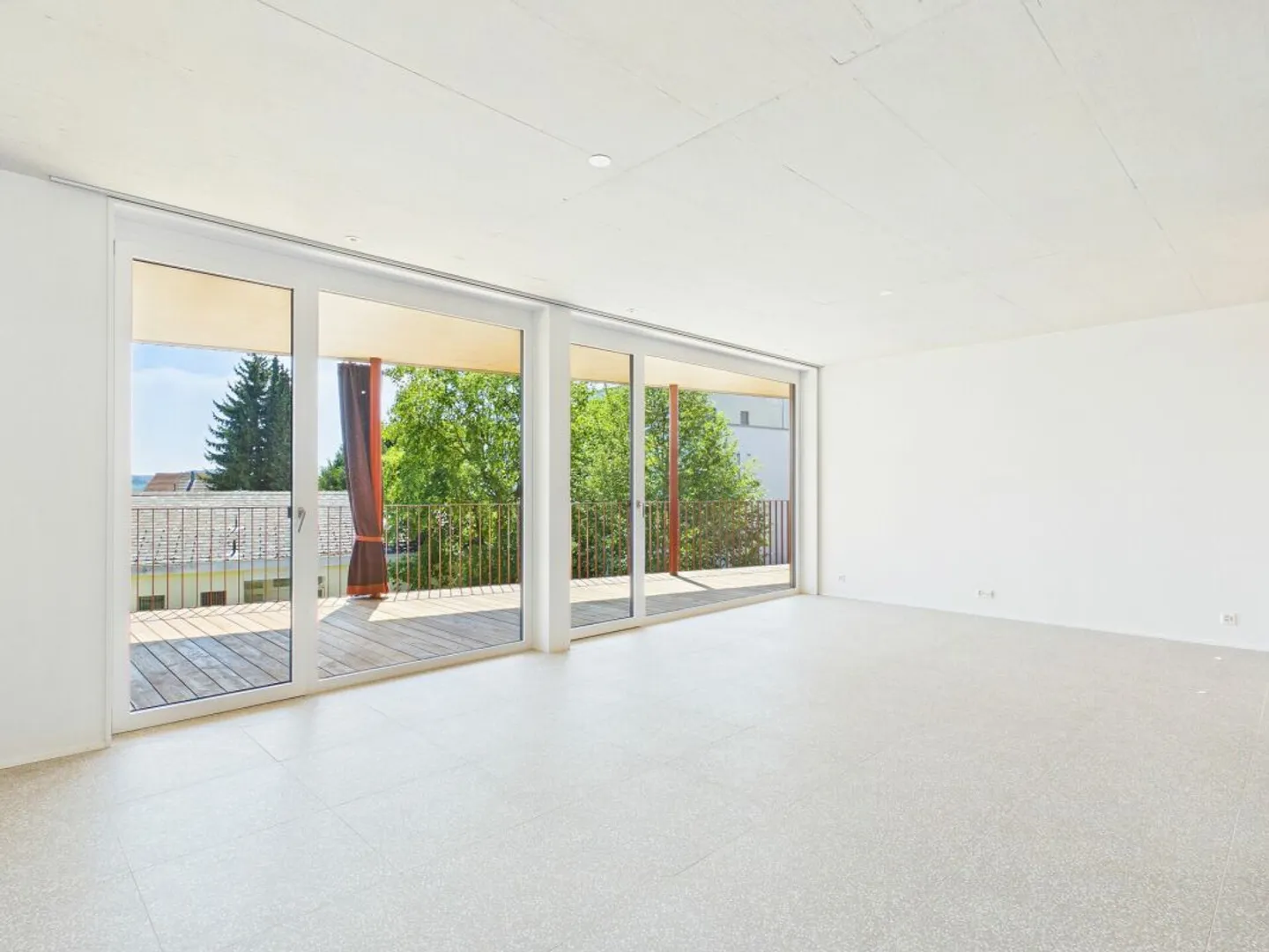 Moderne 4.5-Zimmer-Wohnung mit Weitsicht über Aarau - Foto 5 von 13