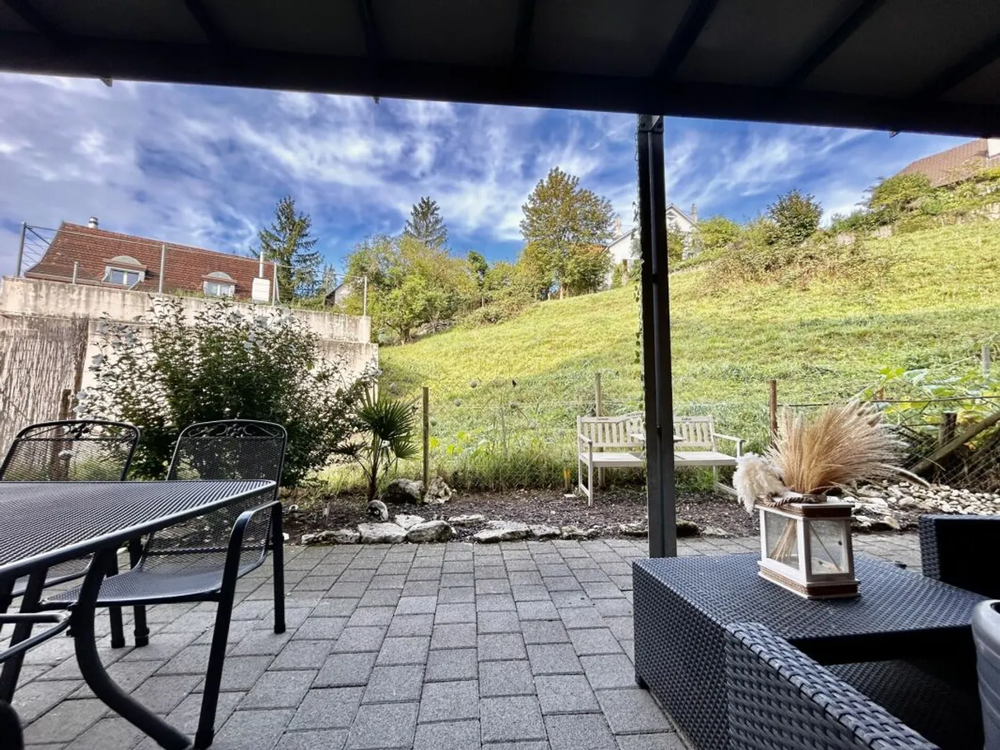 Appartement confortable avec coin salon dans un endroit calme - Photo 8 sur 9