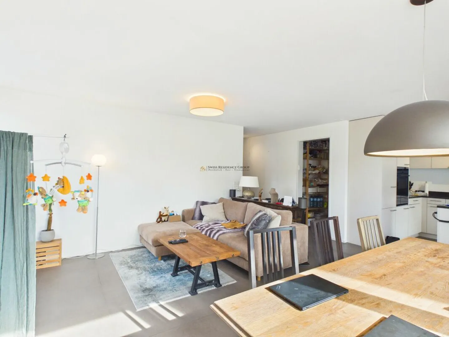 Light-flooded 4.5-room apartment with spacious sun balcony - Photo 6 of 13