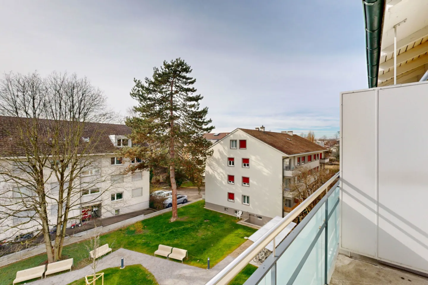 Appartement lumineux avec lave-linge-sèche-linge - Photo 2 sur 11