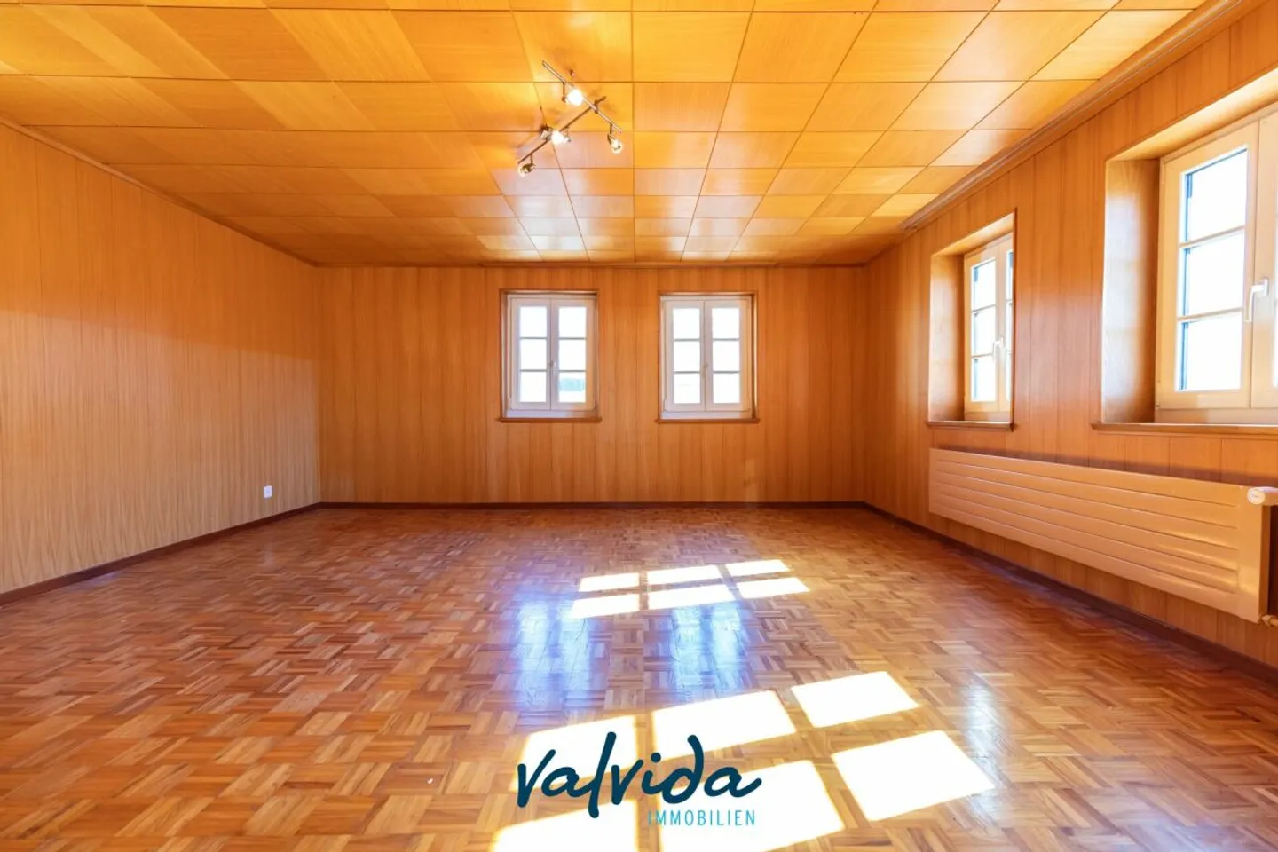 Loge over Leuk City - 5.5 rooms with spectacular distant view - Photo 4 of 13