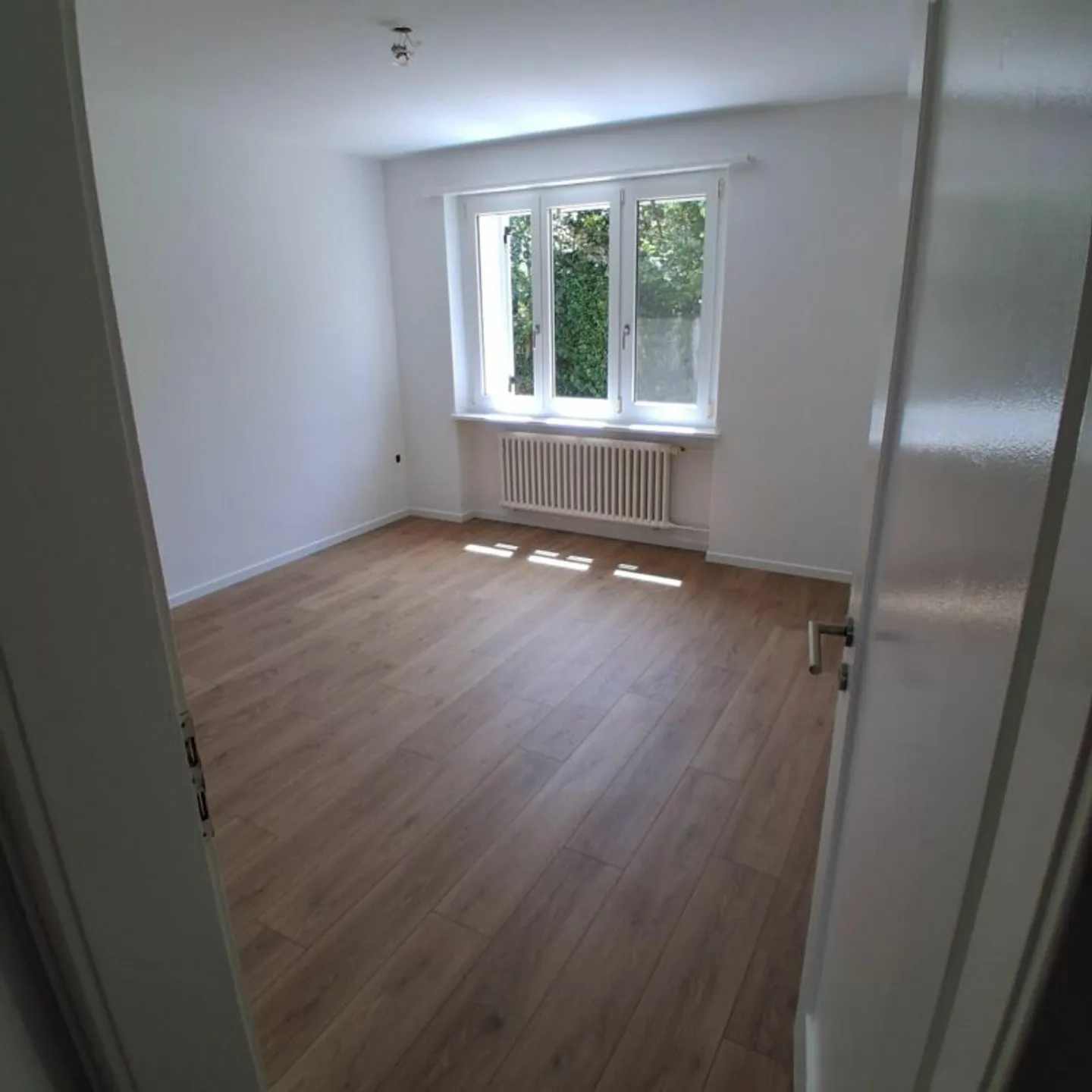 Appartement rénové et moderne de 3,5 pièces à Langenthal - disponible immédiatement - Photo 3 sur 6