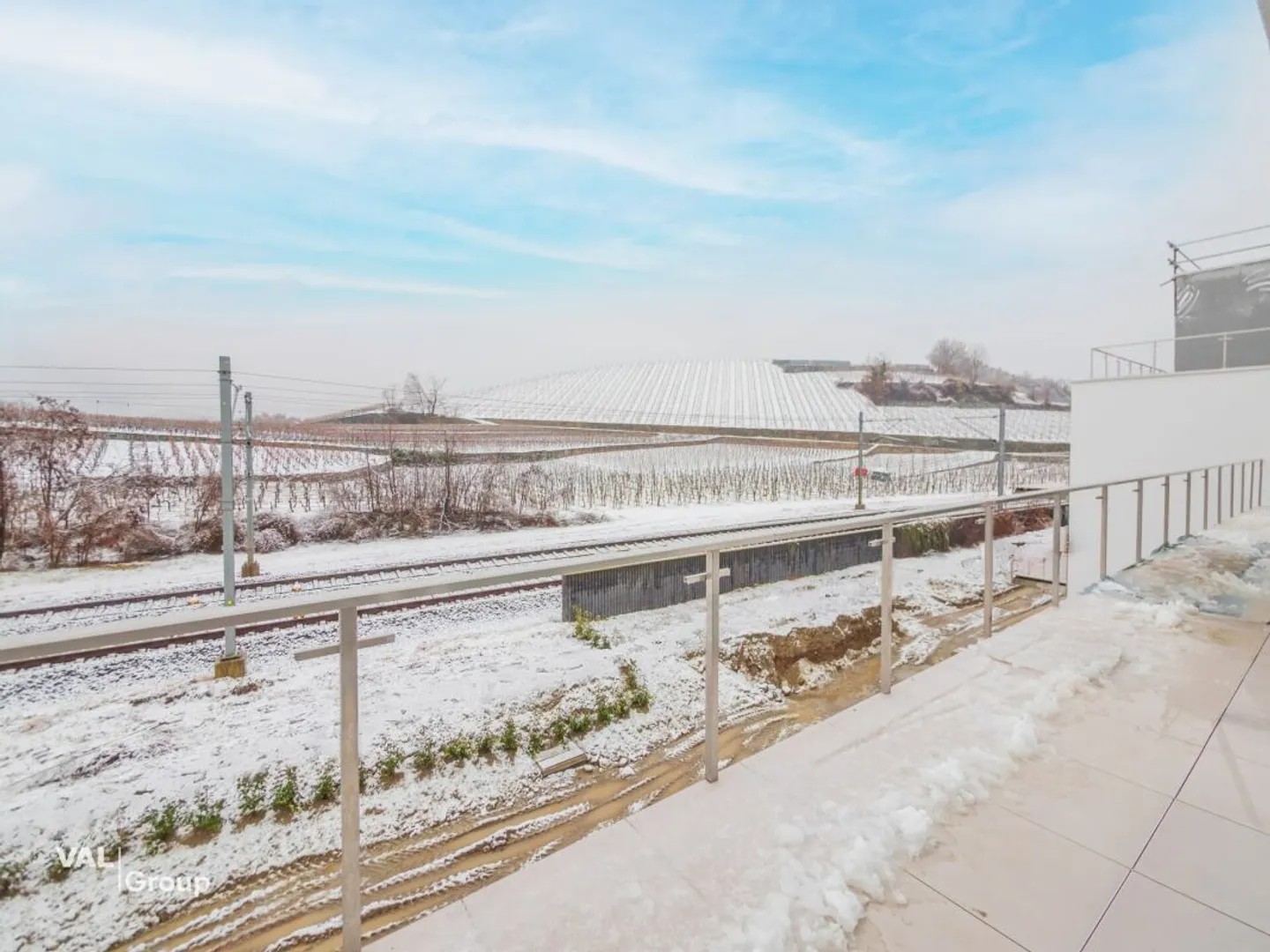 Posizione centrale, bellissimo appartamento luminoso di 3,5 stanze. - Foto 10 di 12