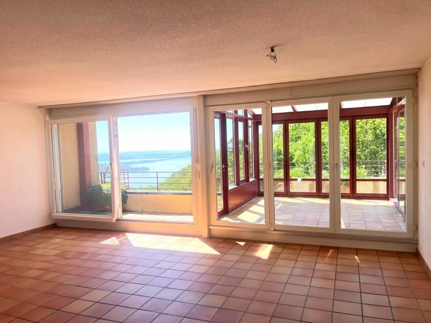 Charmante Wohnung mit Seeblick - Foto 5 von 13