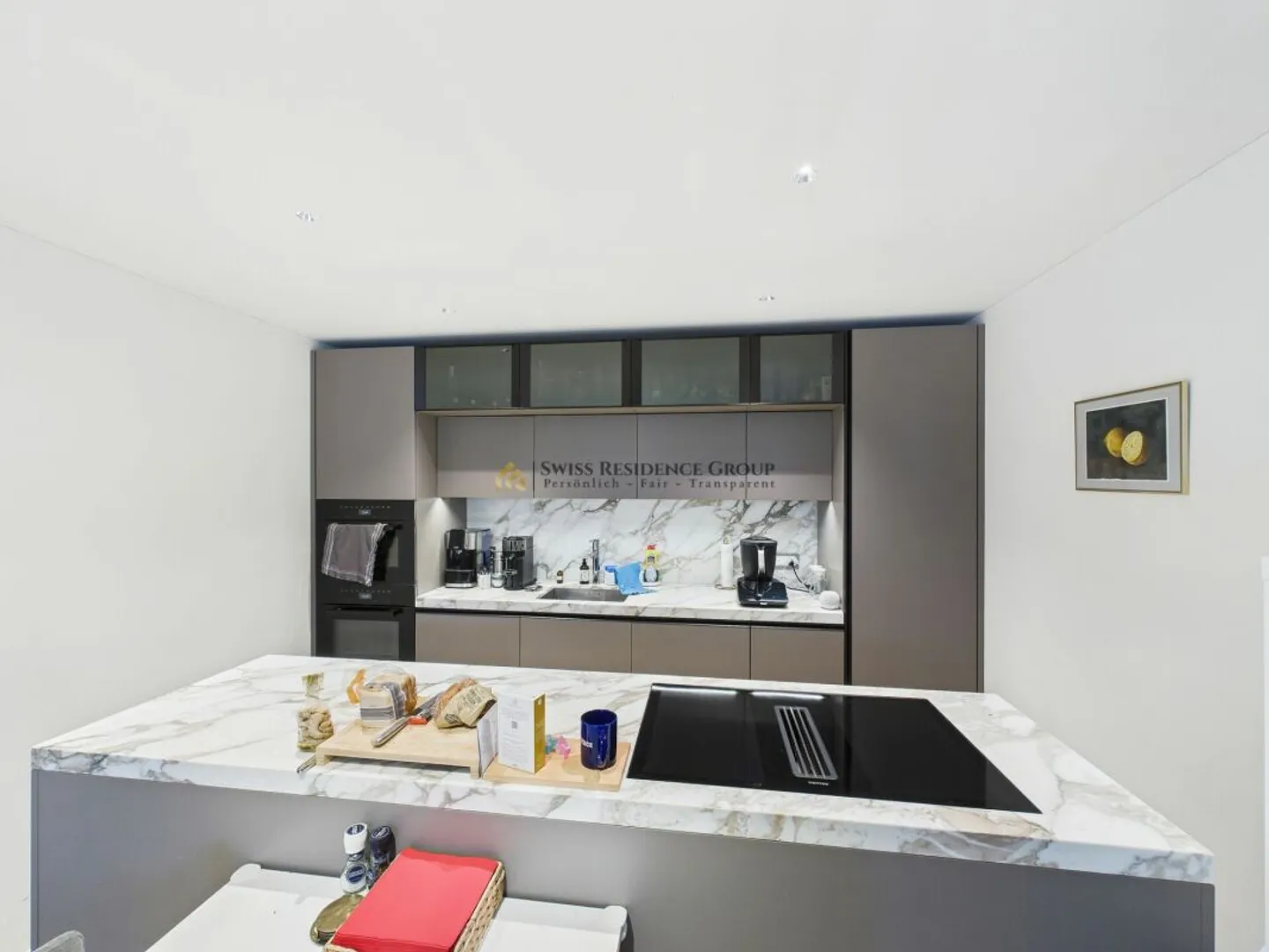 Exclusive living with private outdoor area - Photo 7 of 13