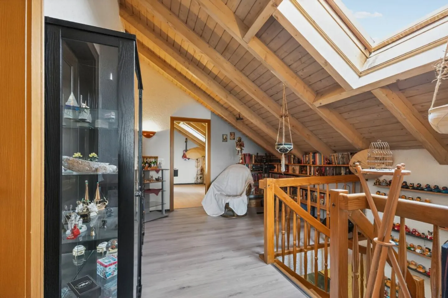 Eckreihenhaus mit unverbaubarer Aussicht, grosszügigem Balkon, erhöhter Lage und viel Privatsphäre - Photo 9 sur 13