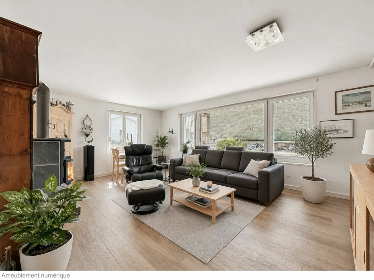 LIVE ON ONE FLOOR! INDIVIDUAL VILLA WITH GROUND FLOOR AND ATTIC + AN INDEPENDENT STUDIO - Photo 3 of 13