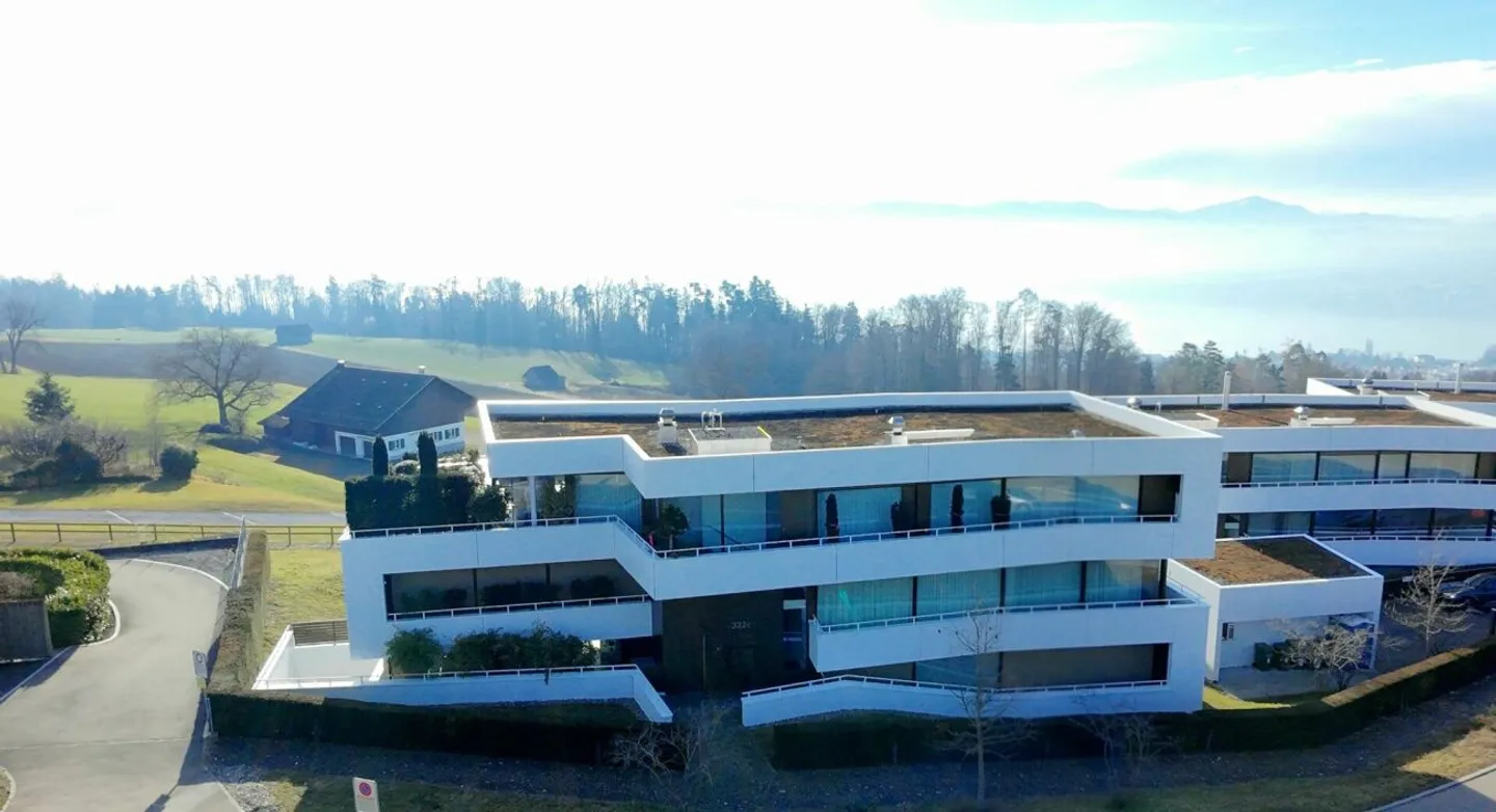 Luxuriöses Loft mit spektakulärem Alpen- und Seepanorama! - Foto 3 von 13