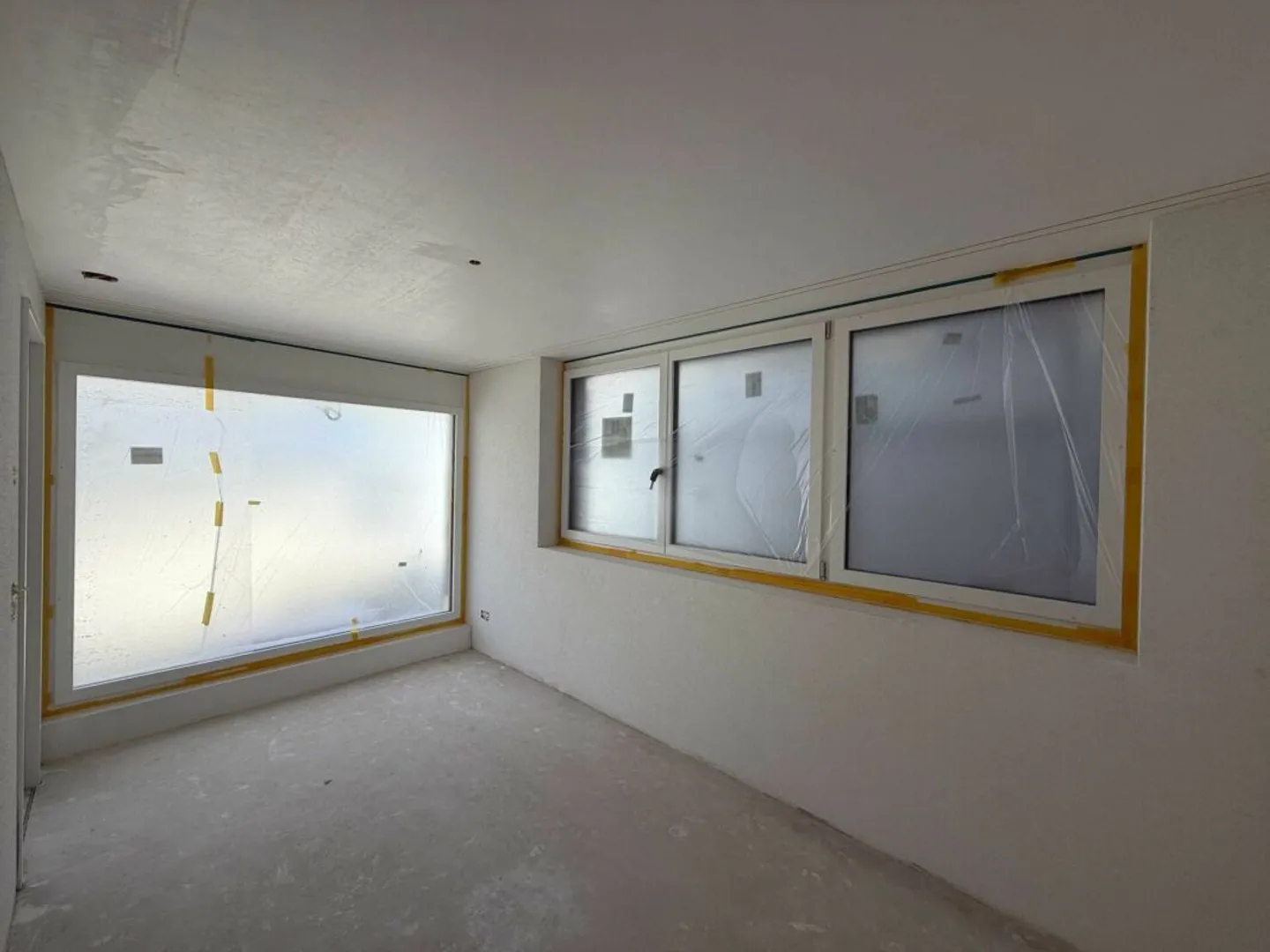 Available from June 2026: City Meets Nature - Your Dream Apartment in Flurlingen - Photo 3 of 13