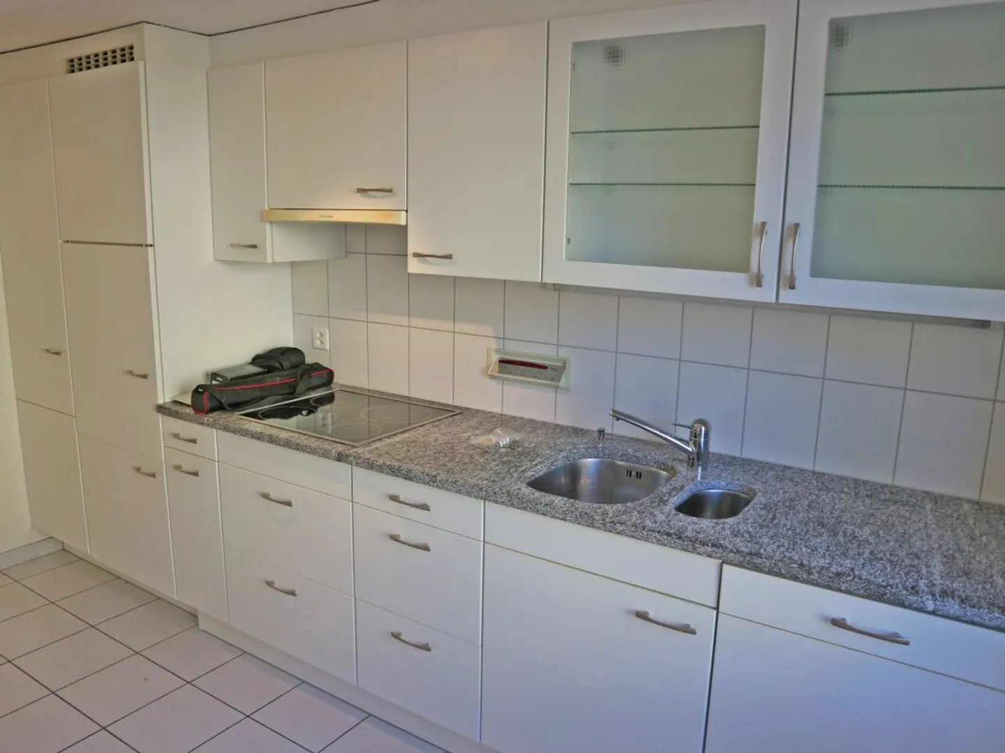 Vivere con vista, soleggiato e tranquillo con un ampio balcone - Foto 7 di 13