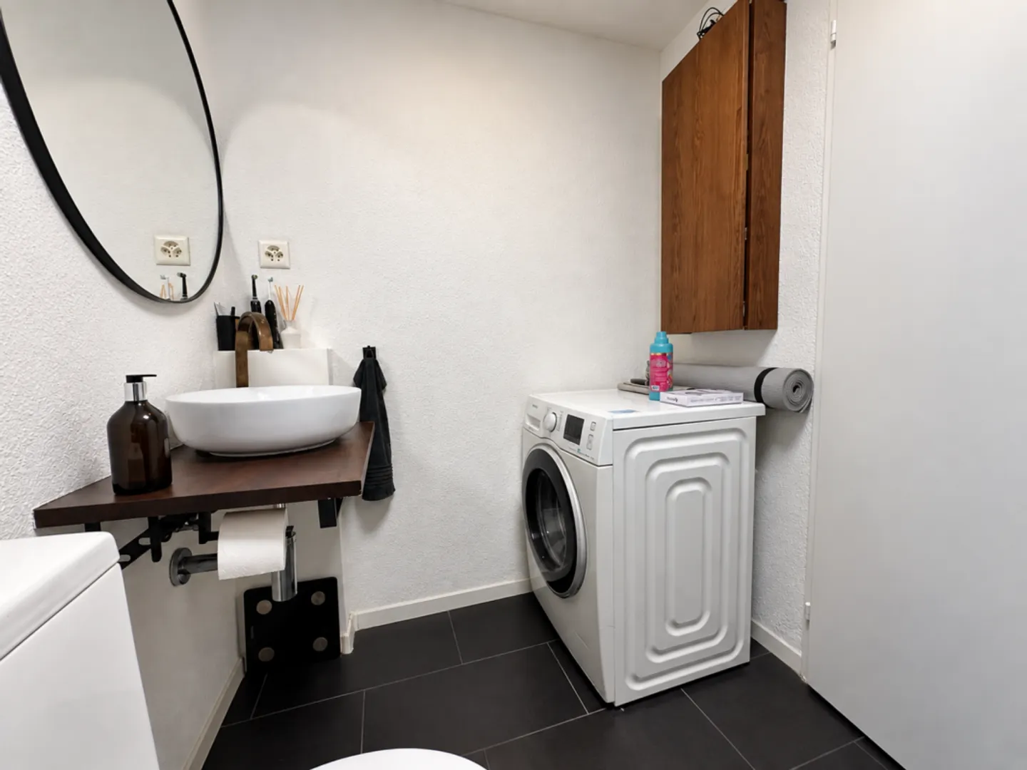 Affordable Apartment in Wohlen - Photo 11 of 12