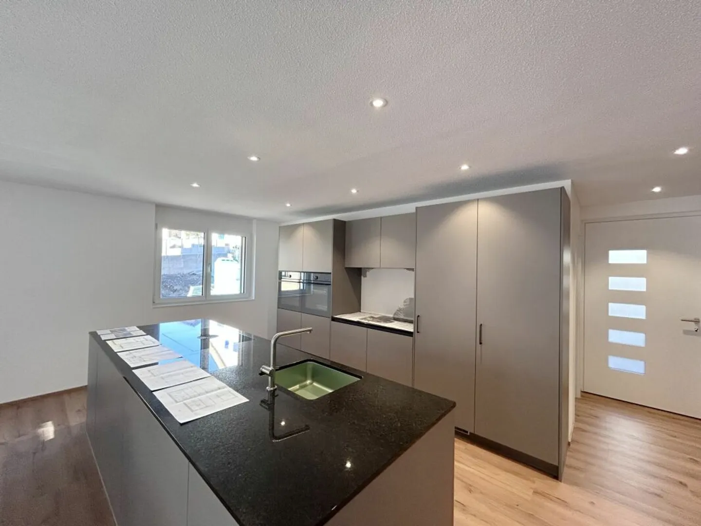 Modernes Doppeleinfamilienhaus in Heiligkreuz - Foto 3 von 13