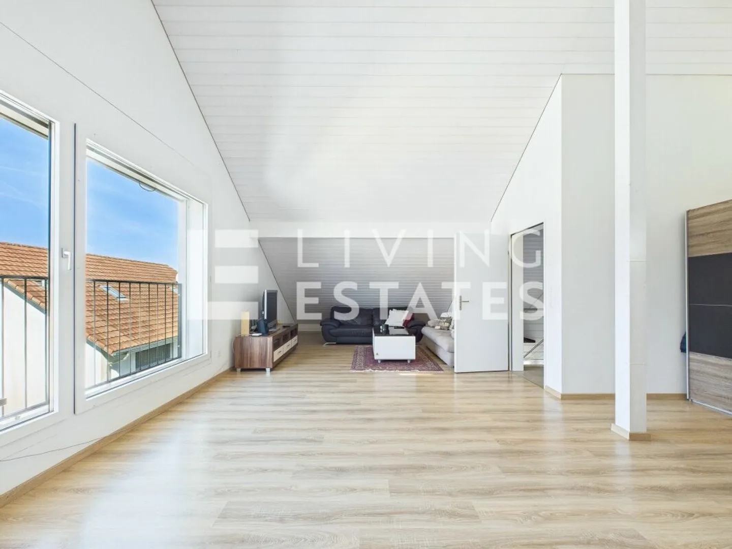 MODERNE WOHNOASE - RAUM. TERRASSE. AUSSICHT. - Foto 12 di 13