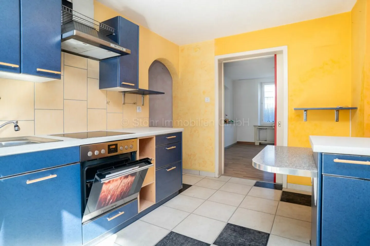 Charmantes 6.5-Zimmer-DEFH mit viel Potenzial im beliebten Quartier Deutweg - Foto 6 von 13