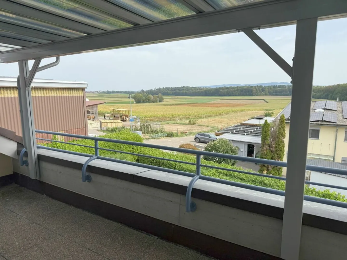 Attic apartment with lots of sun and attractive distant views - Photo 10 of 13