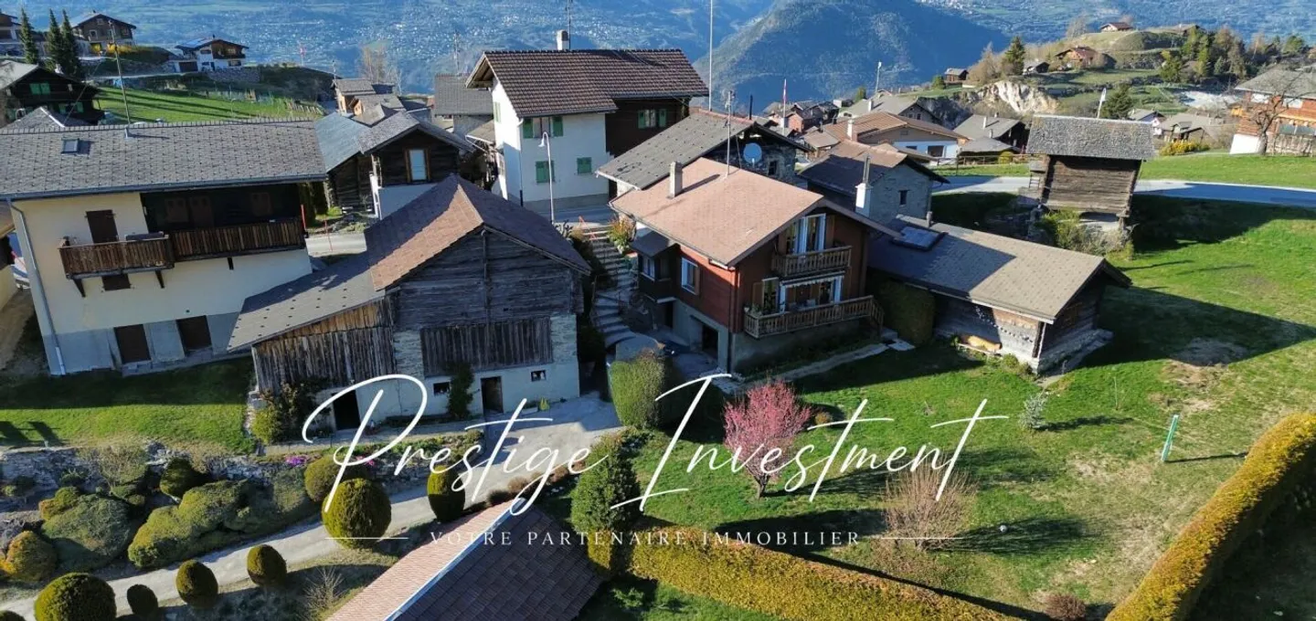 Chalet Incantevole di 4,5 Stanze con Dipendenze - Nax - Foto 1 di 13