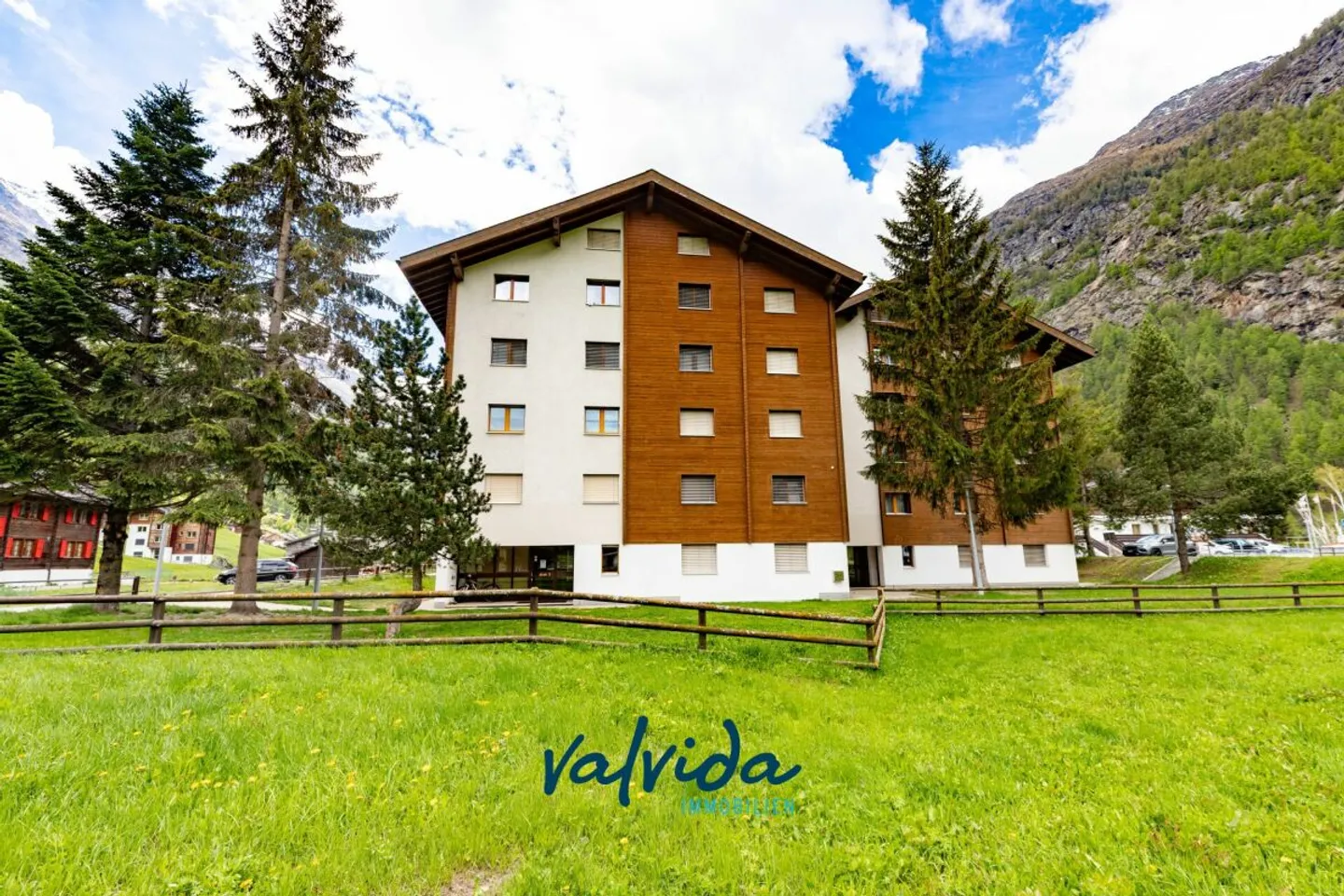 Appartement in Täsch bei Zermatt - Foto 1 von 10