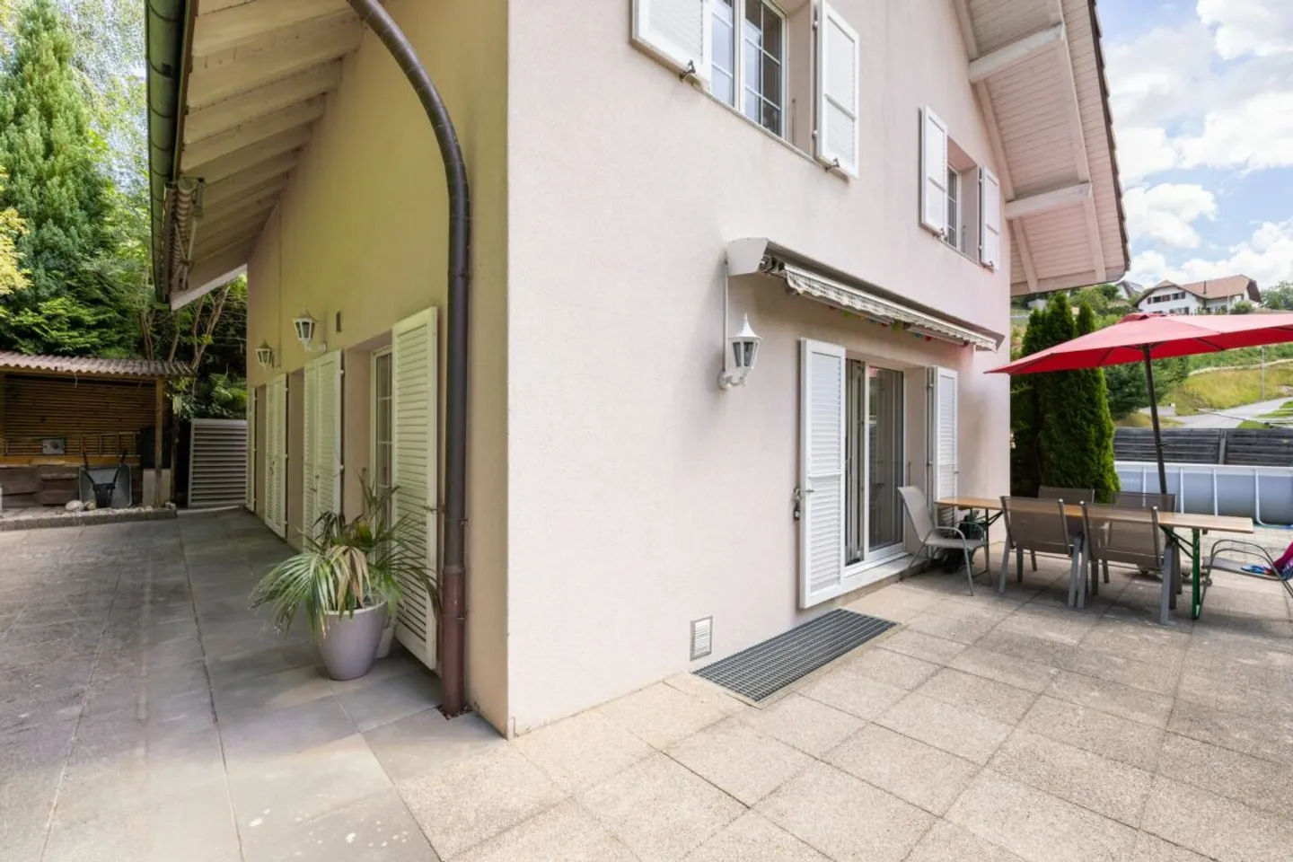 Casa unifamiliare di 6,5 stanze con ampio spazio a Plasselb - Foto 13 di 13