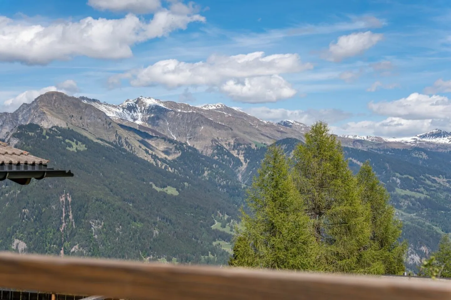 Brambrüesch: 3.5 Room Holiday Home for Your Getaway in the Mountains - Photo 11 of 13