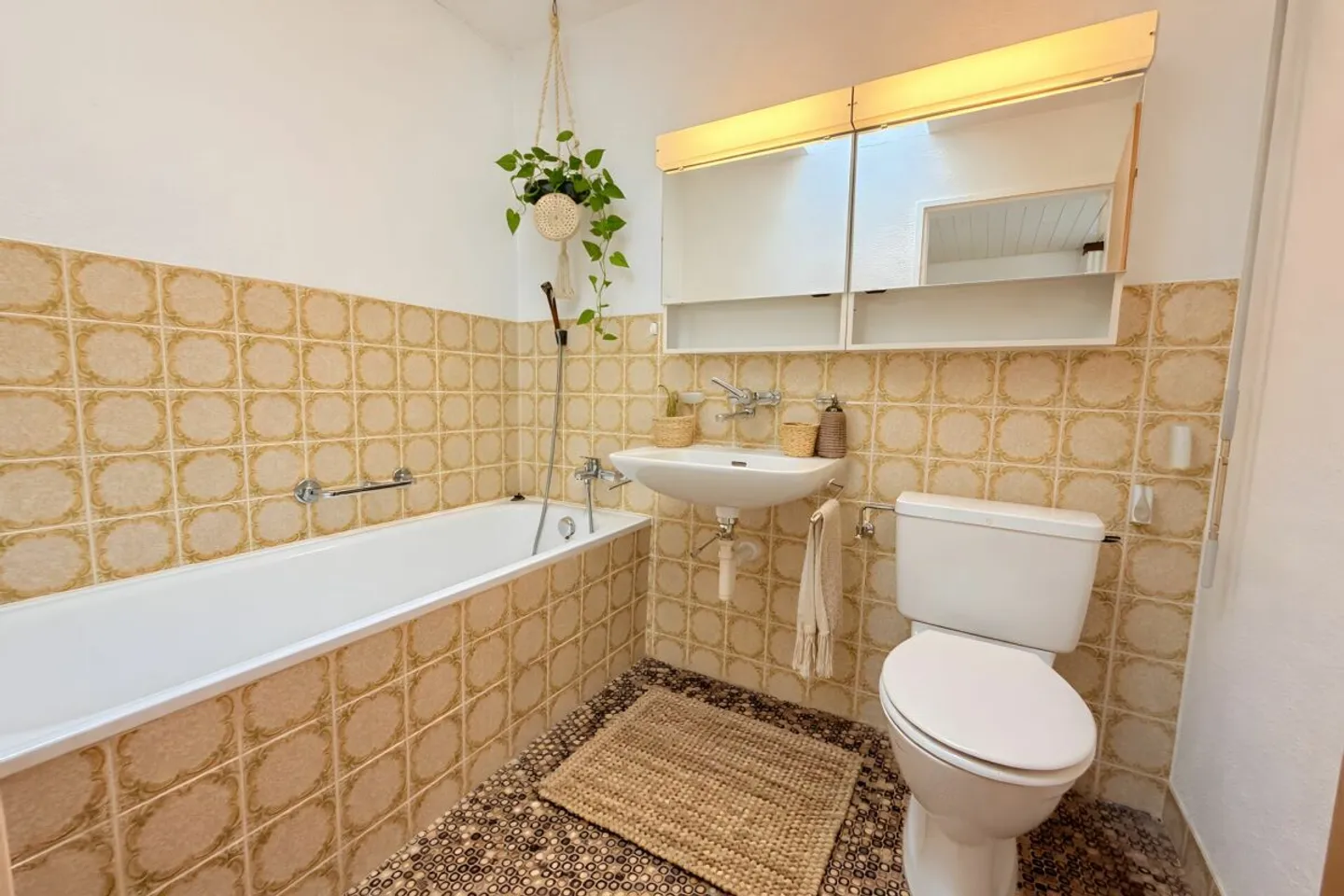 ZEITGEMÄSS WOHNEN MIT IDEALER ANBINDUNG - Photo 10 of 13