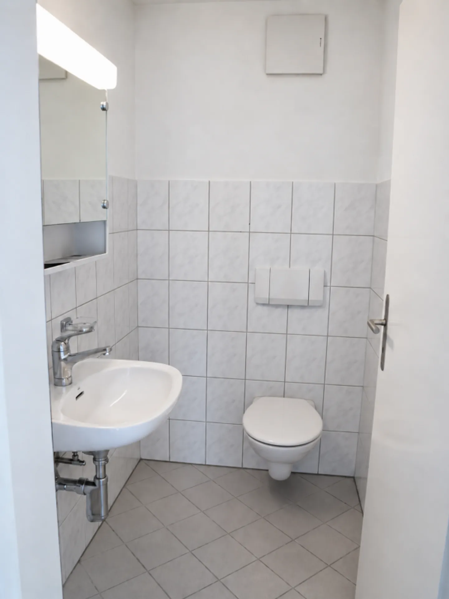 Spacieux et lumineux appartement de 4.5 pièces avec balcon à Altenrhein - Photo 6 sur 12