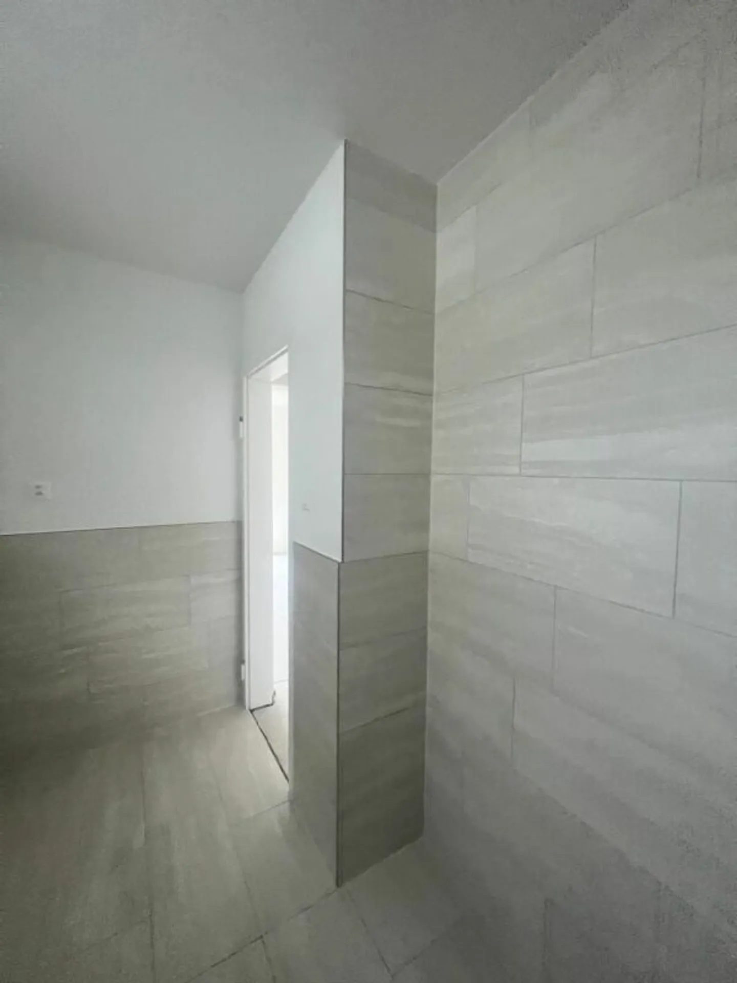 PANORAMA HARMONY: 5.5 Room Corner Terraced House in a Preferred Location - Photo 11 of 11
