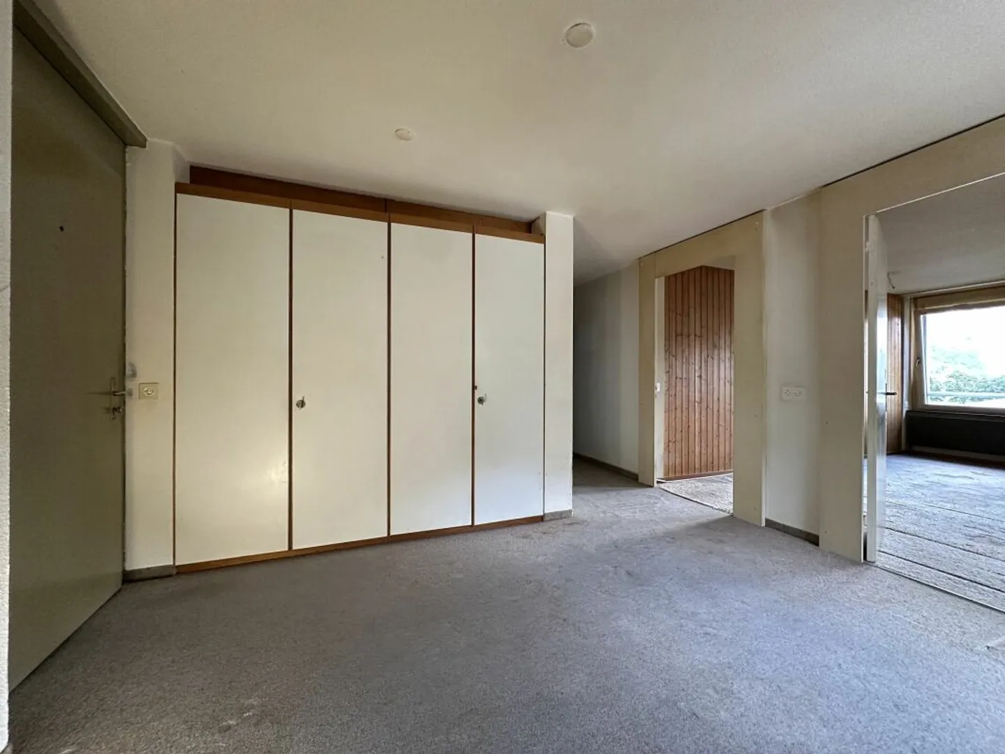 Geräumige Wohnung mit Loggia - Foto 7 von 11