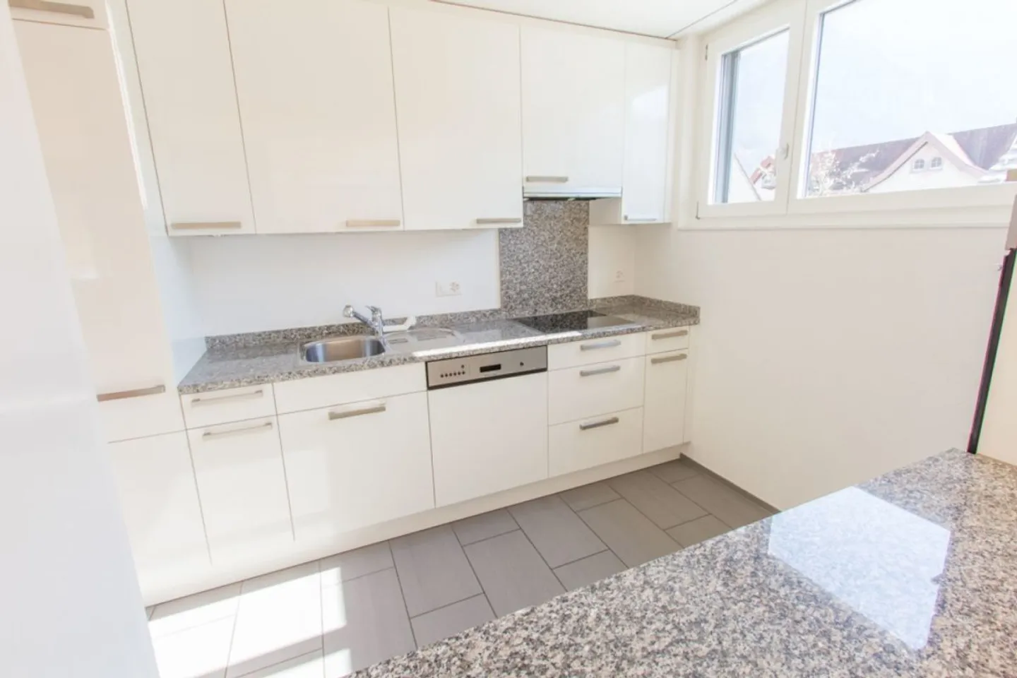 Moderne Wohnung an sonniger Lage - Foto 3 von 12