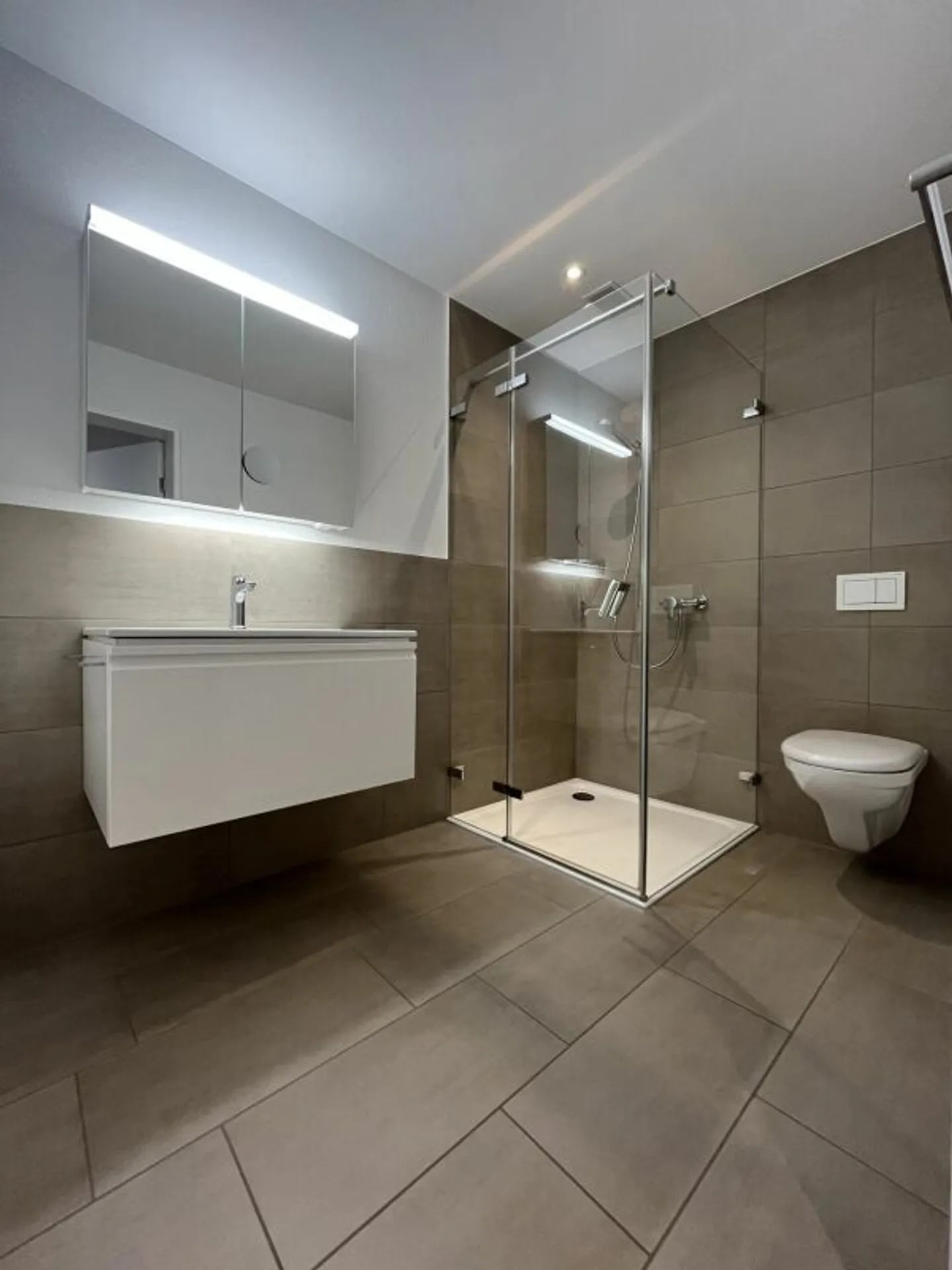 Appartamento moderno 2.5 locali - Foto 2 di 5