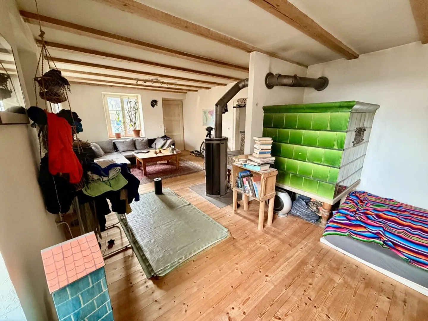 Plus qu'une maison : ferme avec grange et possibilités illimitées - Photo 4 sur 13