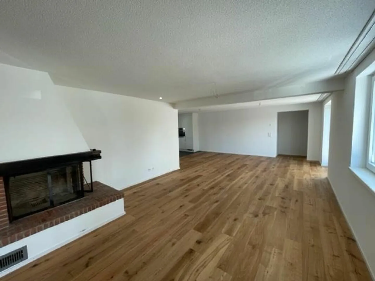 Maison multifamiliale avec 10 appartements - Photo 4 sur 12