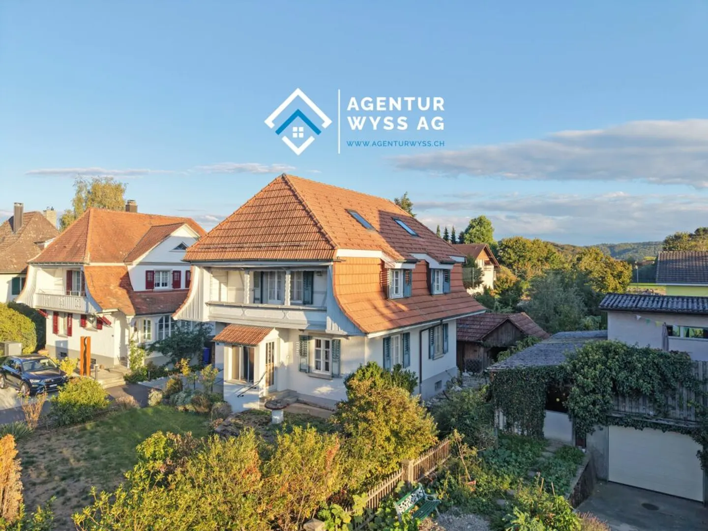 Charming Family Home with Garden - Photo 1 of 11