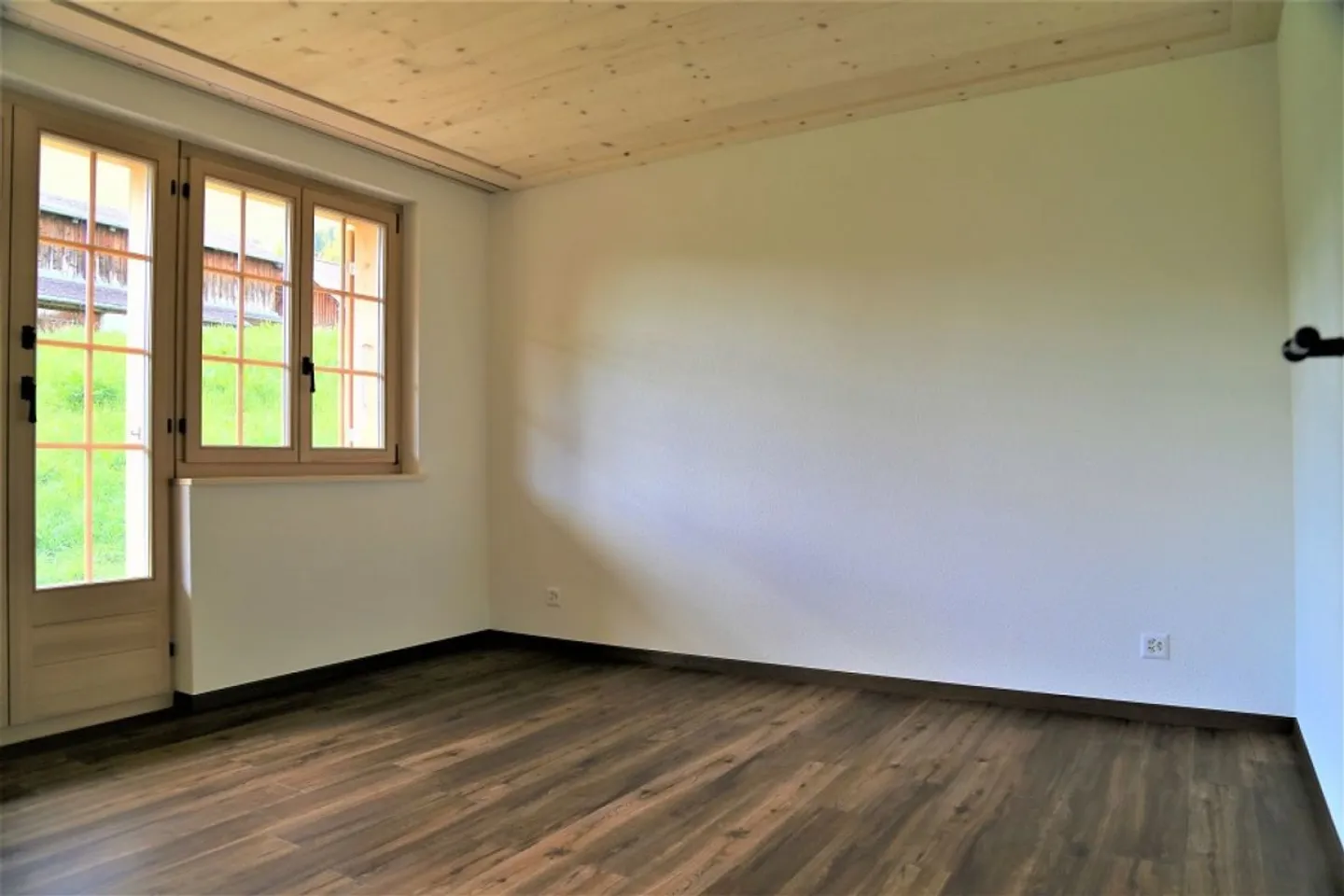 Modernes 3,5-Zimmer-Apartment in Château-d'Oex - Foto 8 von 11