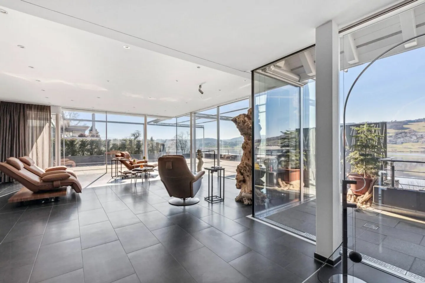 Residenza Esclusiva sul Lago in Posizione Privilegiata al Hallwilersee - Foto 1 di 13
