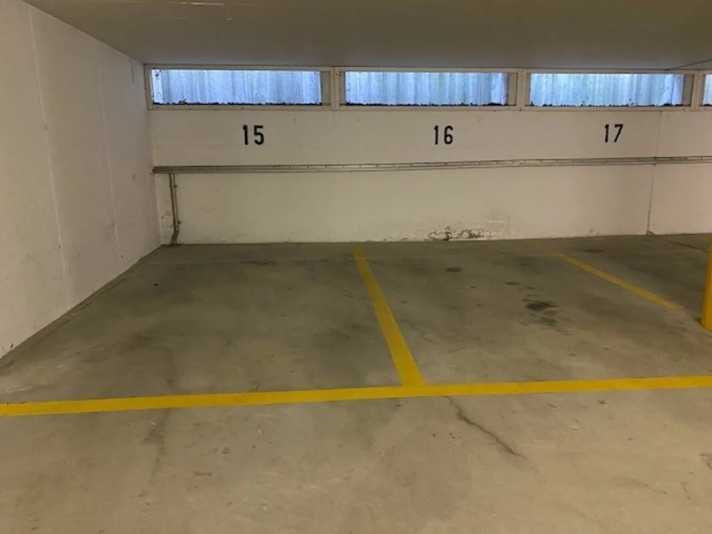 Parking space for rent - Photo 2 of 3
