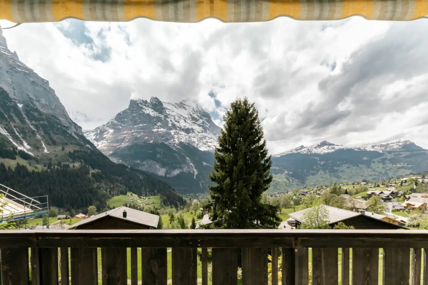 Accogliente appartamento con 2 camere e vista sulle montagne nel Chalet Eggli - Foto 12 di 13