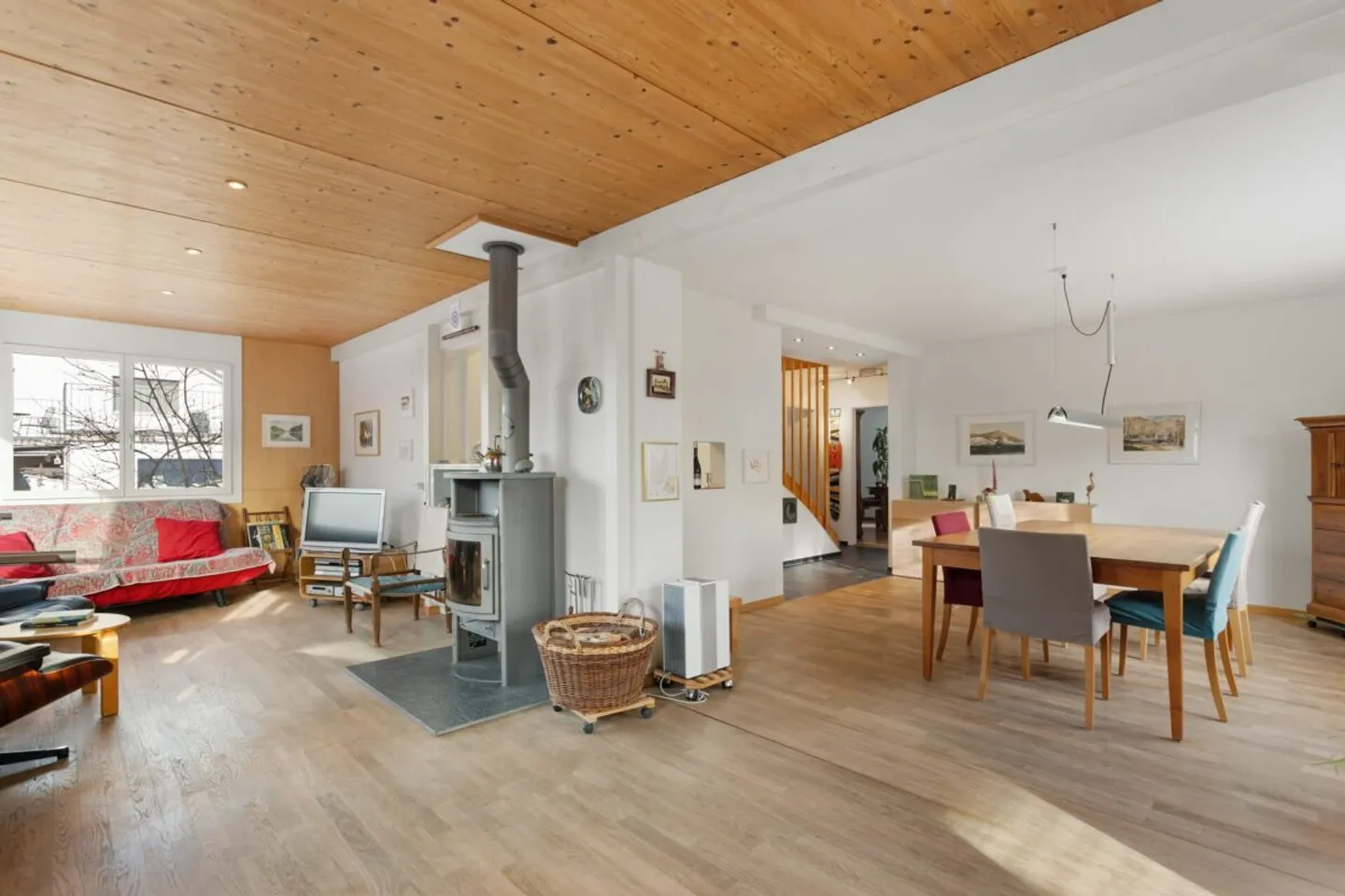 Charmantes Einfamilienhaus in Wigoltingen - Foto 3 von 13