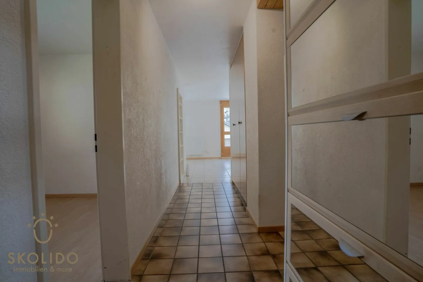 Stilvolle Wohnung mit Terrasse - Foto 11 von 13
