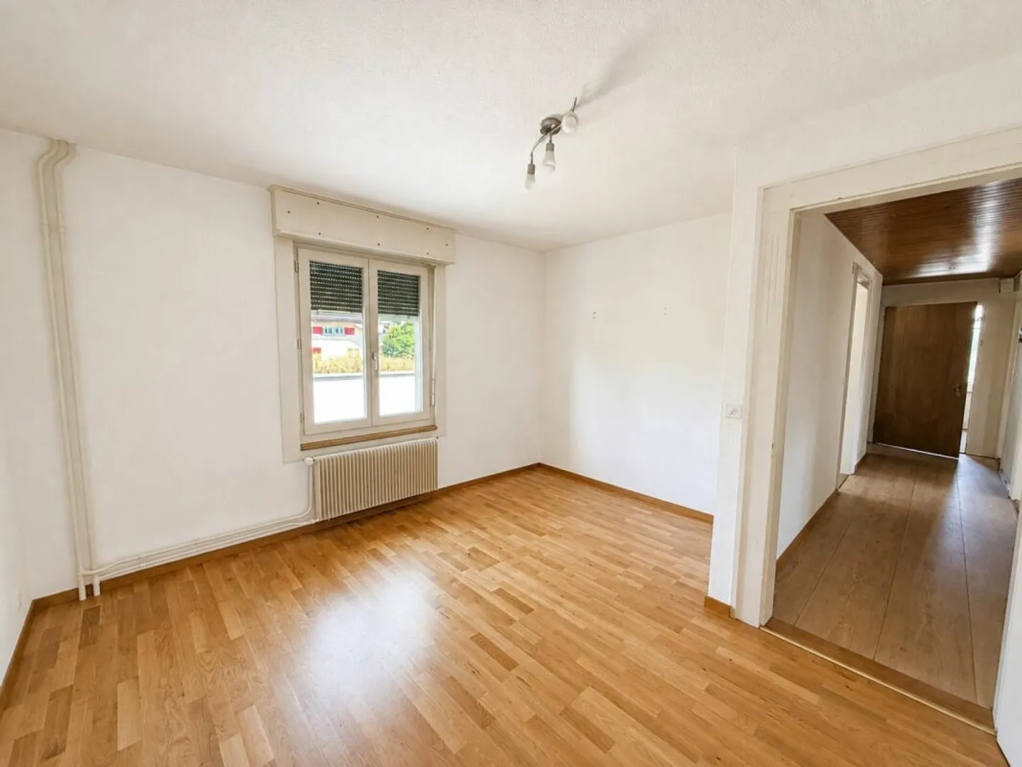 Multi-family house with 4 residential units in a central location in Bellach - Photo 6 of 13