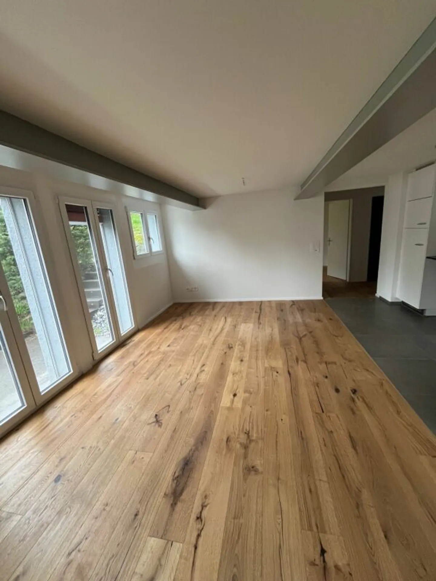 Appartement lumineux de 2,5 pièces dans un emplacement calme à Staad - Photo 2 sur 11
