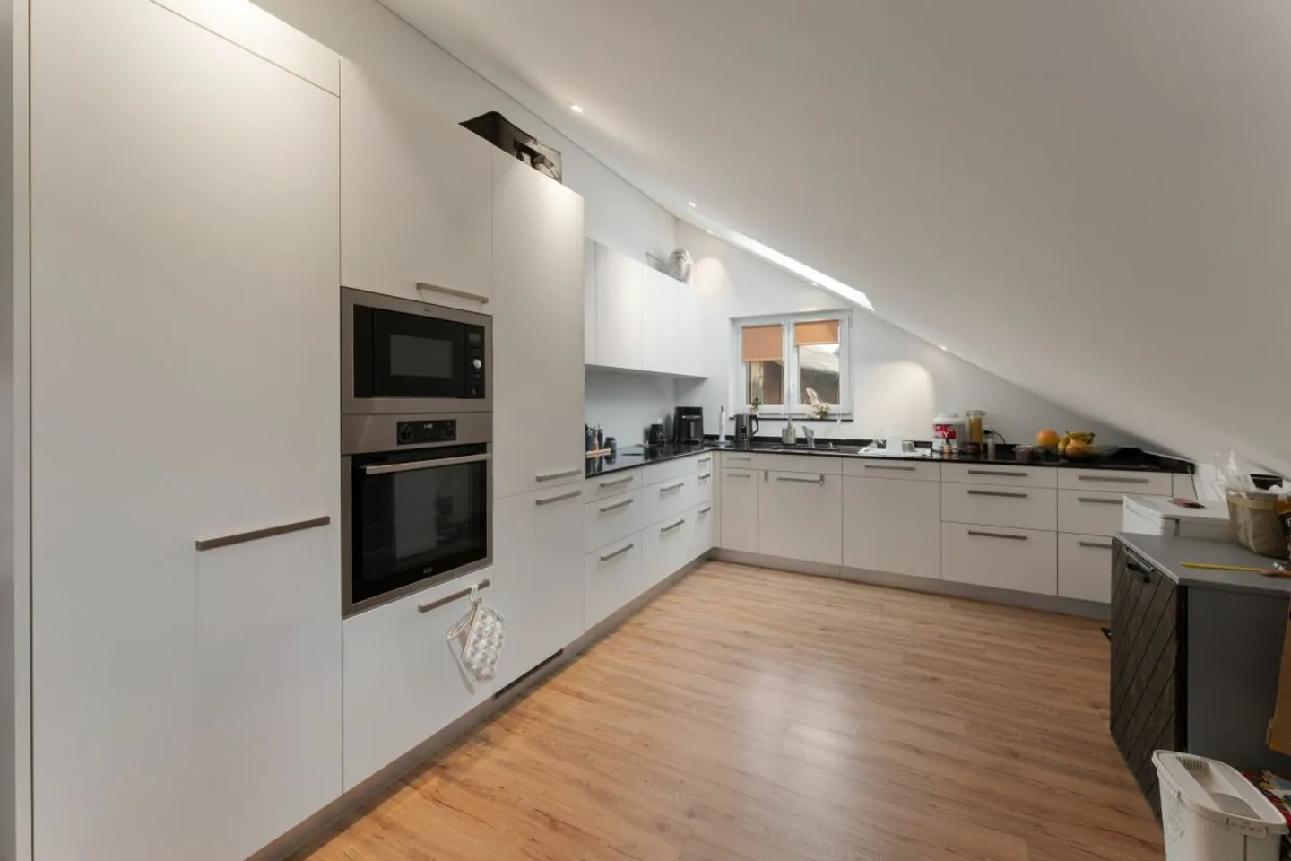 Renovated Attic Apartment - Modern Construction Standard and Living Comfort - Photo 2 of 8