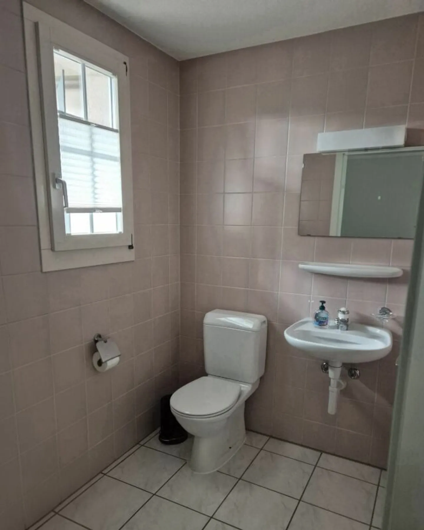 4.5 Row Corner House in Thörishaus (Municipality of Köniz) - Photo 5 of 9