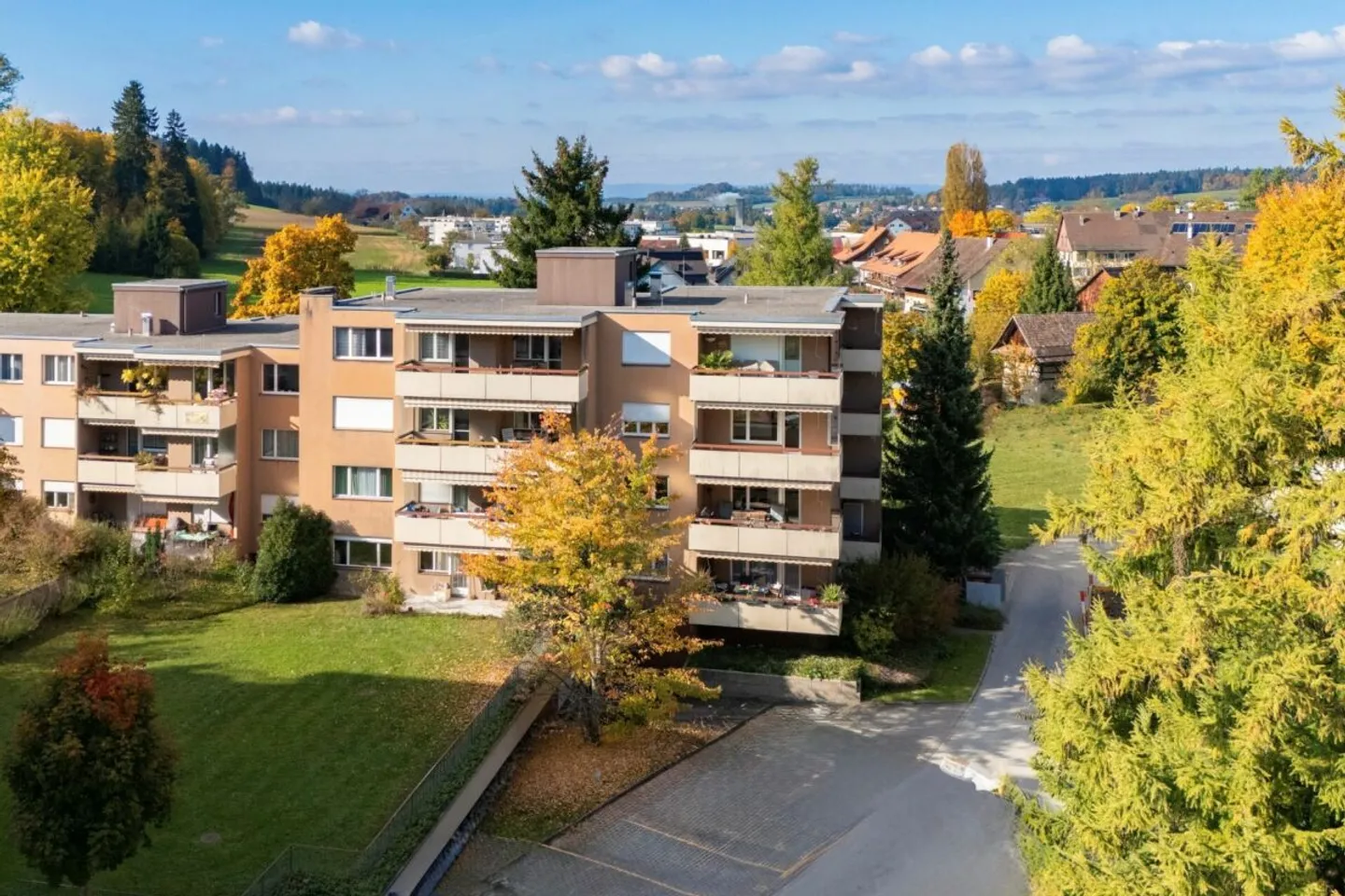 Appartement familial ensoleillé et calme avec de nombreux extras ! - Photo 1 sur 13