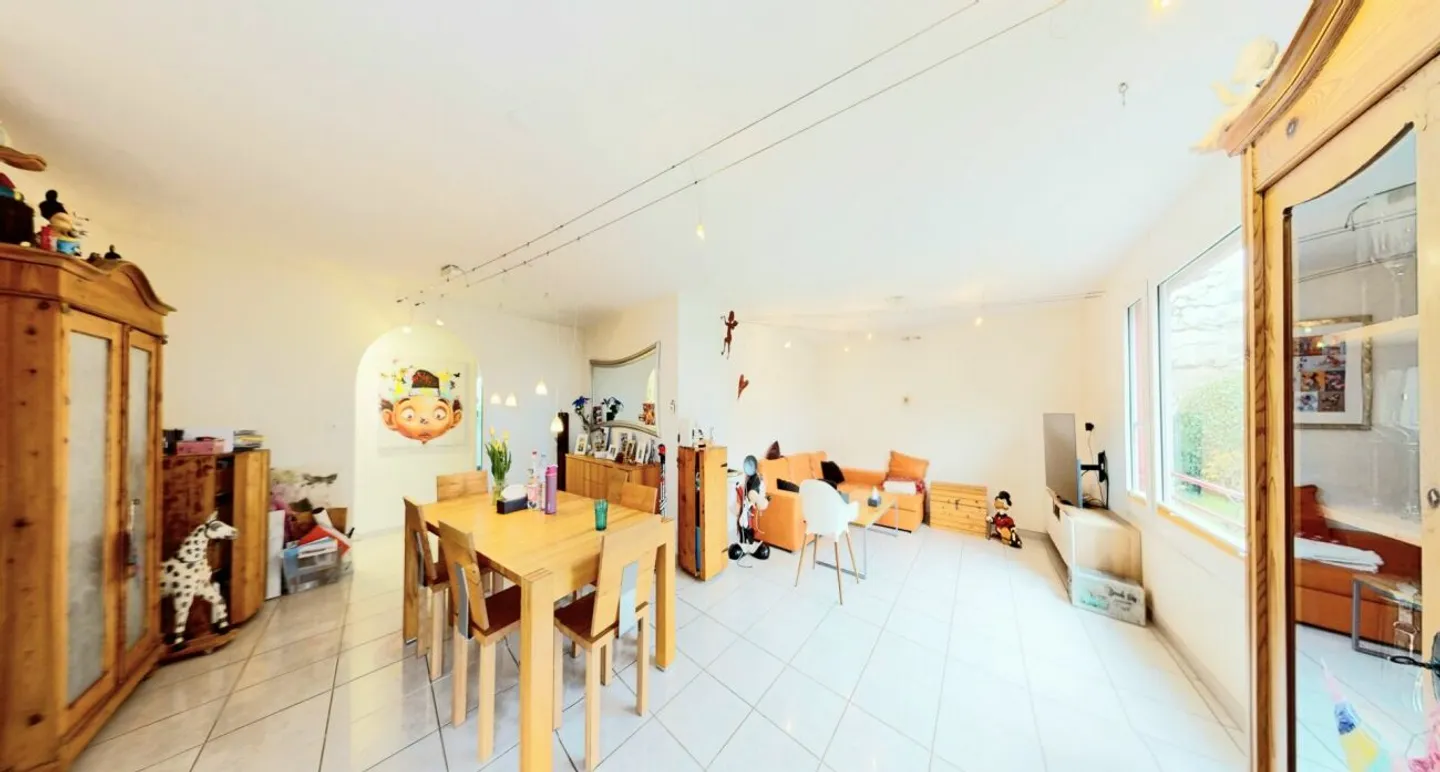 Plenty of Space to Live! Family-Friendly Garden Apartment in Muttenz - Photo 4 of 13