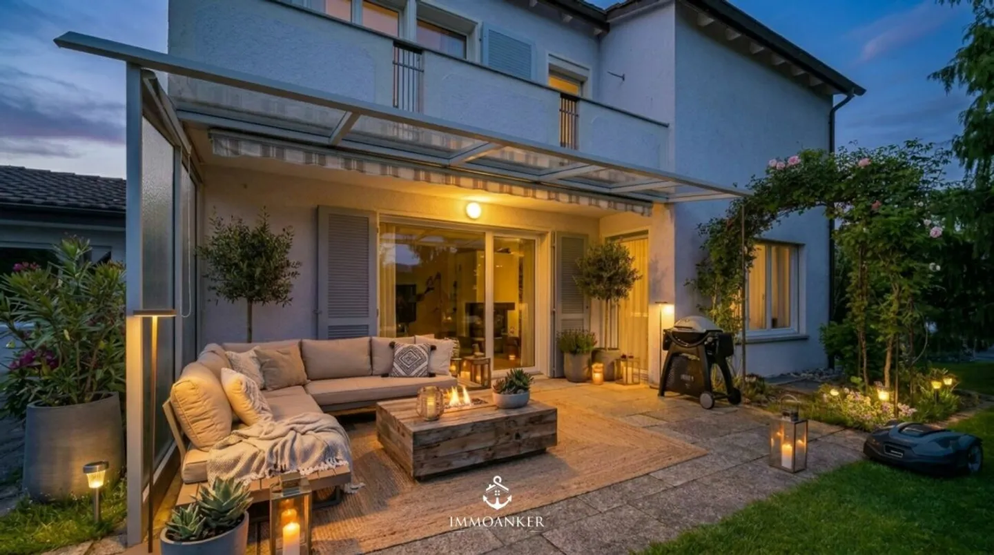Affascinante casa unifamiliare di 7 stanze con giardino, terrazza e potenziale per appartamento indipendente a Uzwil - Foto 11 di 13