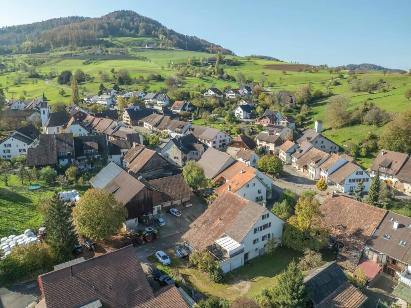 Zweifamilienhaus mit grosszügigem Grundstück - Photo 10 sur 13